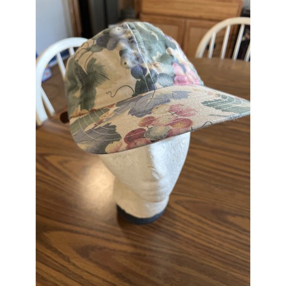 Gotkeys green cream ball cap with grapes - Picture 2 of 5